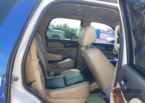 2007 Chevrolet Tahoe Ltz from USA, damaged, VIN 1GNFK13047J125794